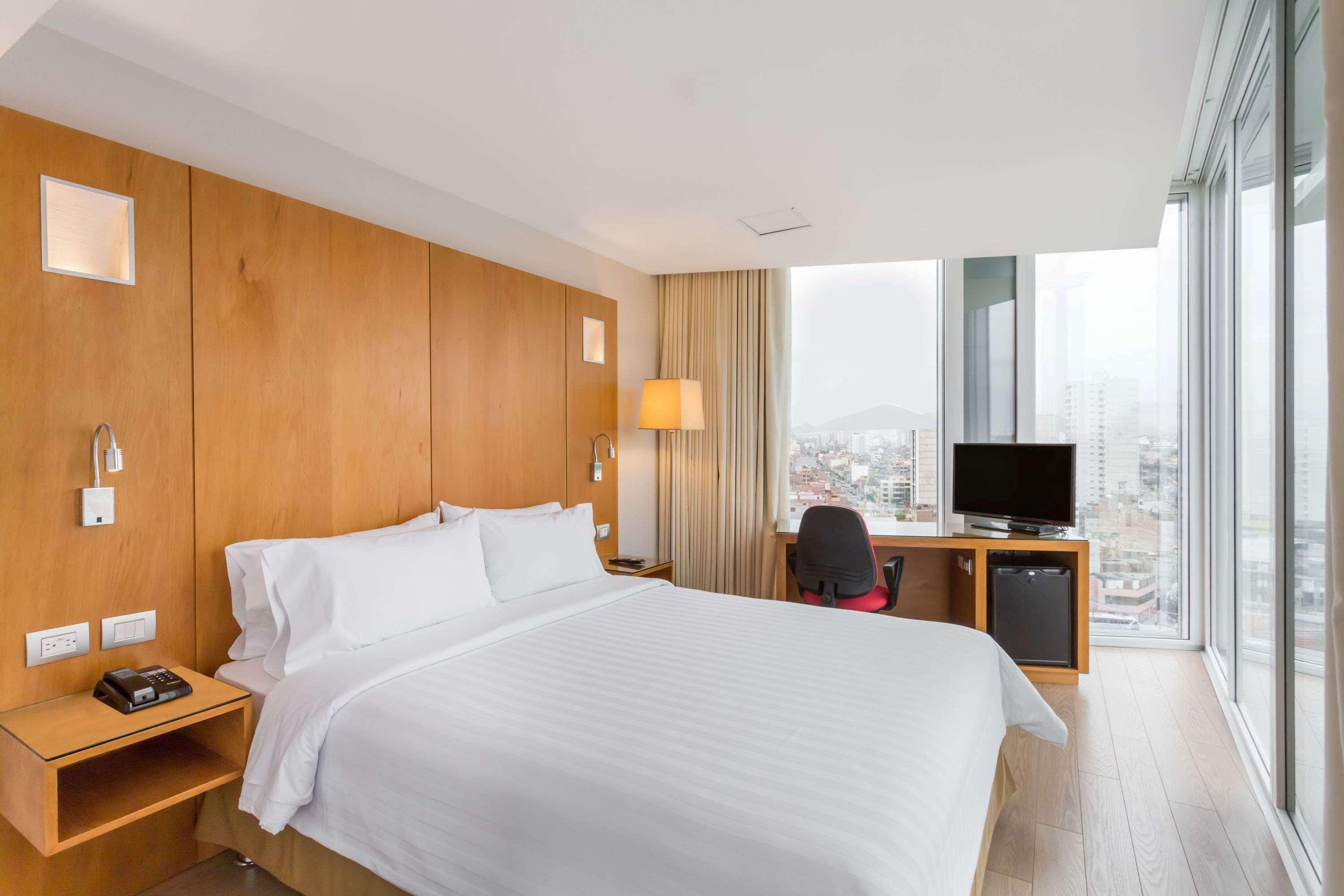Ramada Encore By Wyndham Lima San Isidro מראה חיצוני תמונה